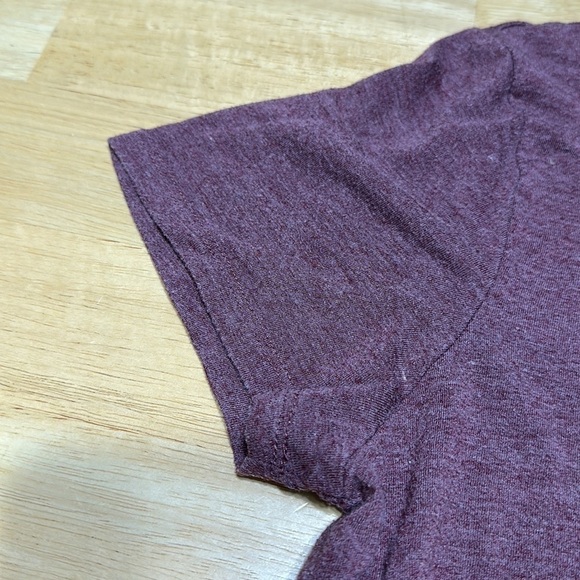 Women’s Harry Potter universal XL gryffyndor house t-shirt burgundy movies - Picture 4 of 5